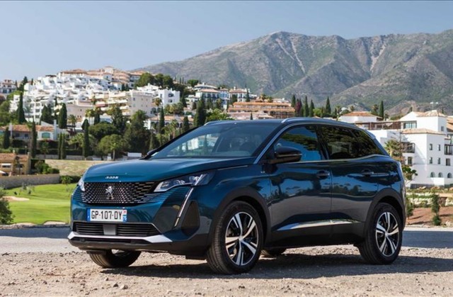48V hibrit teknolojili Peugeot 3008 ve 5008 satışa çıktı: İşte fiyat ve özellikleri